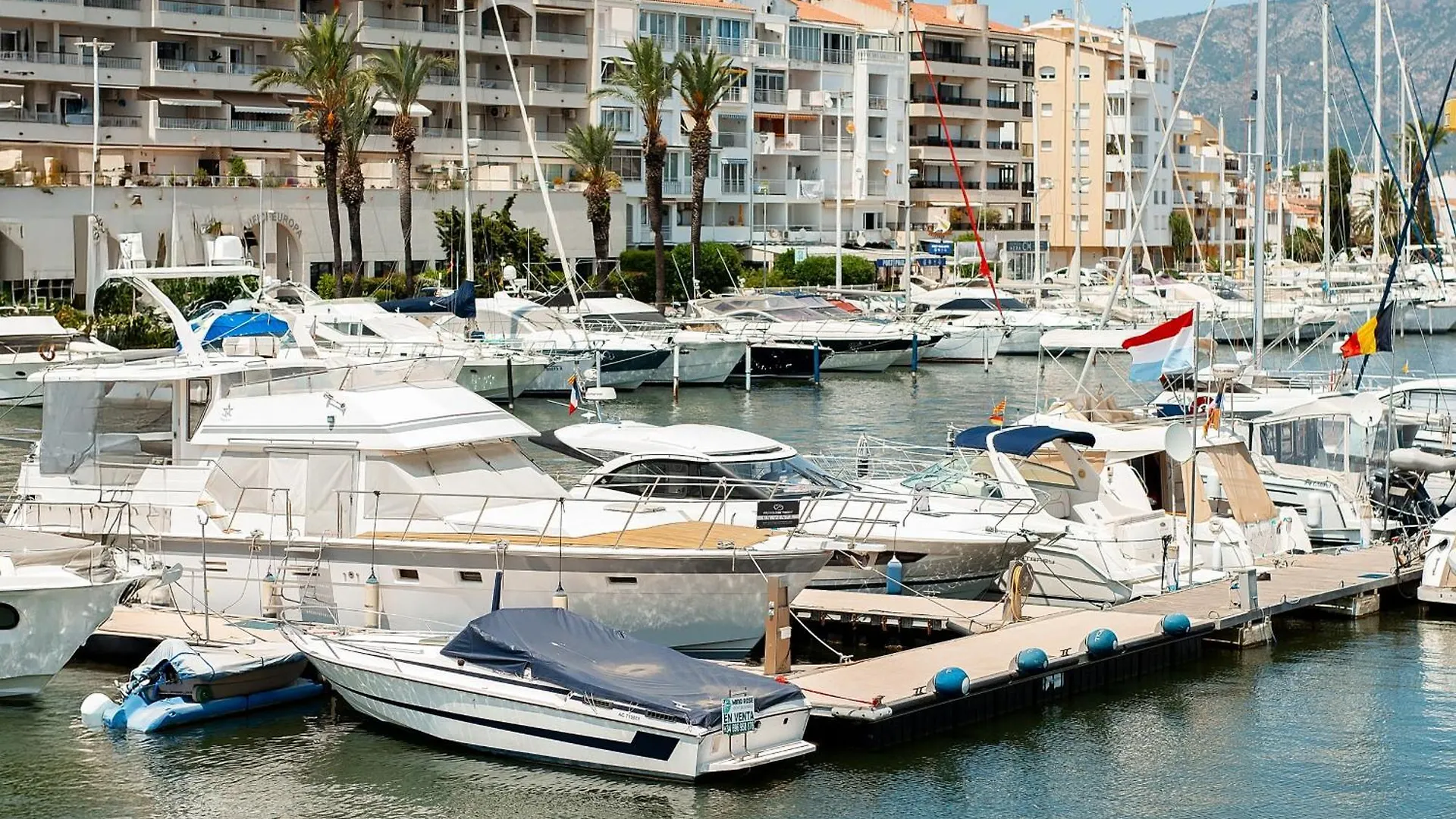 Welcs Apartamento 260 Emp Con Vistas Al Canal Empuriabrava 0*,  Espanha